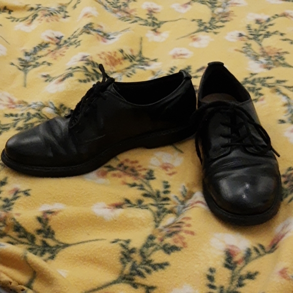 Clarks- Leather black shoes - Picture 2 of 8